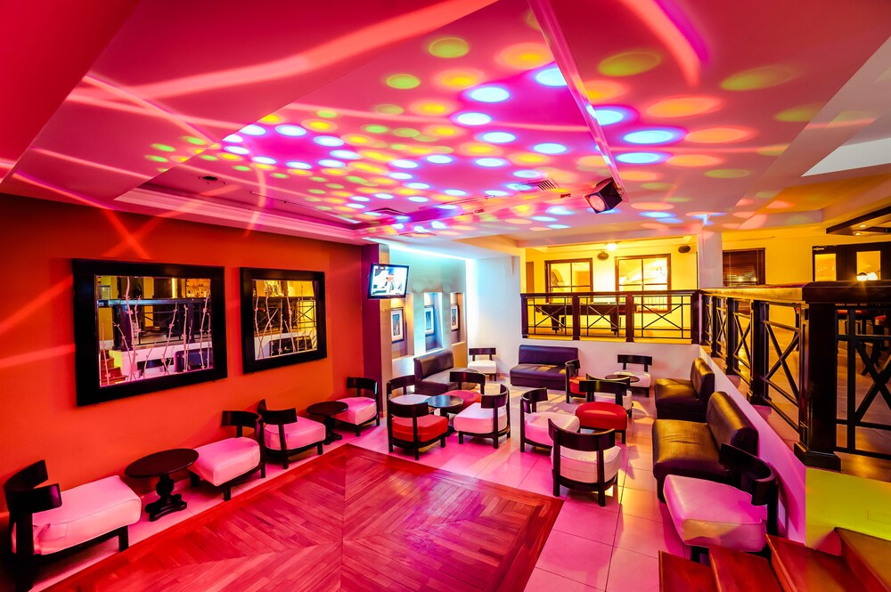 Hotel Bar