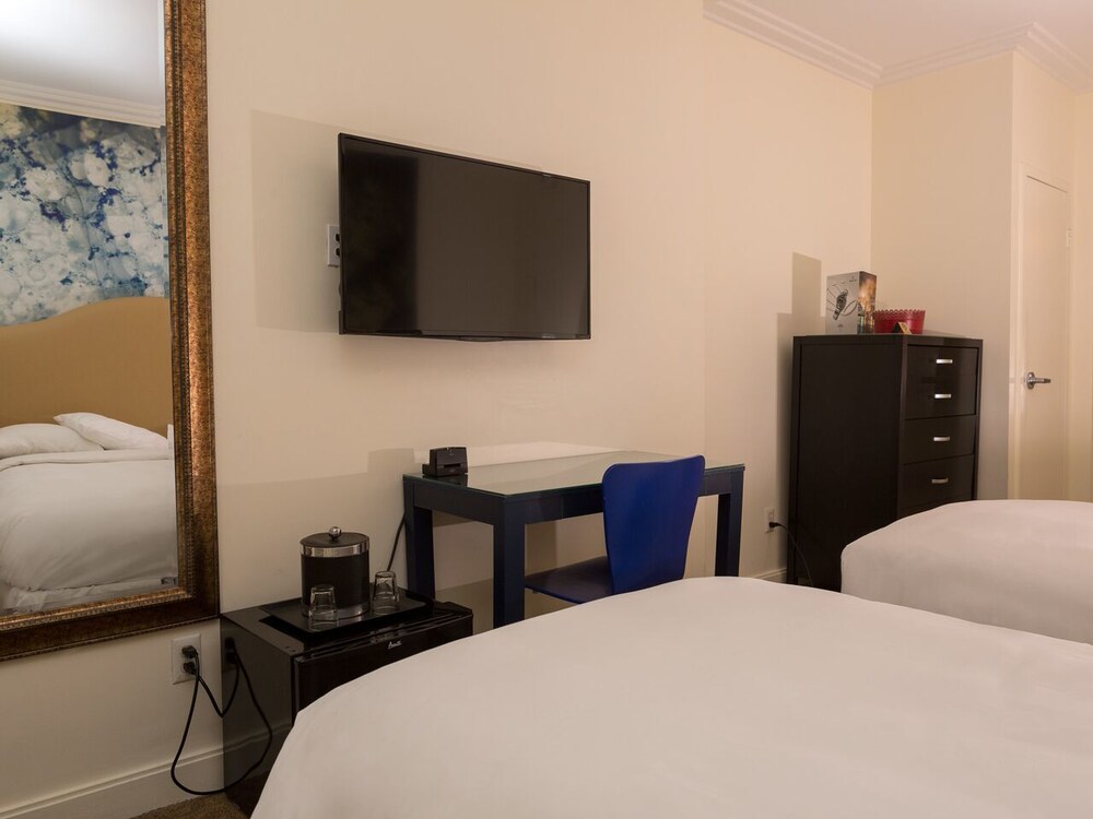 Guestroom