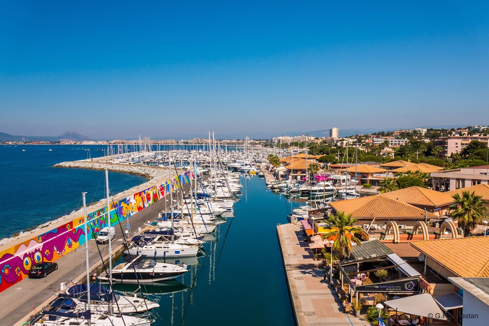 Marina