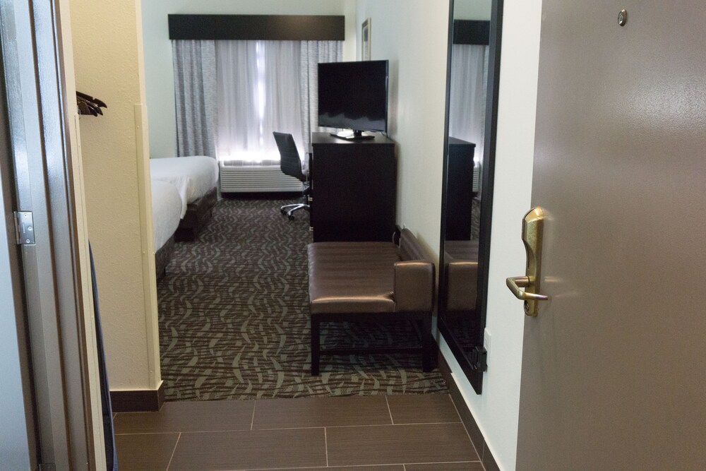 Guestroom View