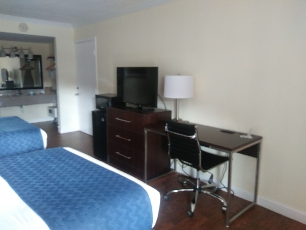 Guestroom