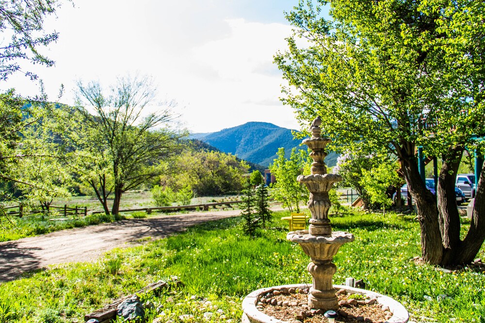 Courtyard View