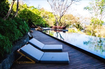 Sundeck
