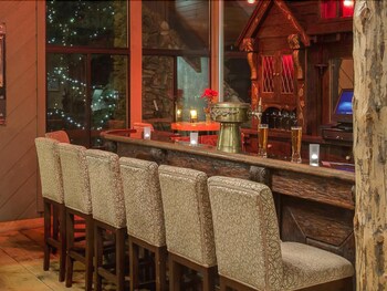 Hotel Lounge