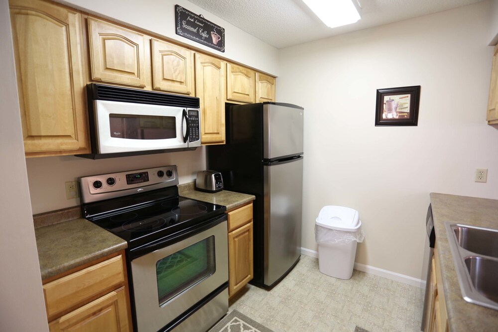 Condo, 1 Bedroom - In-Room Kitchen