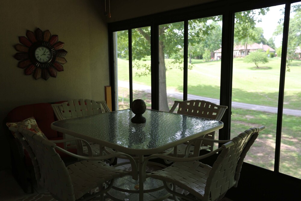 Luxury Condo, 3 Bedrooms (3 Bath) - Balcony