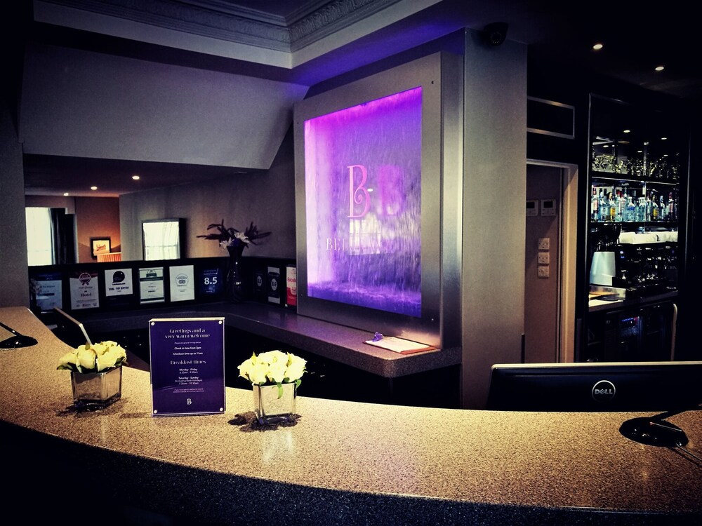 Hotel Bar
