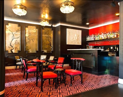 Hotel Lounge