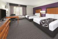 Deluxe Room, 2 Double Beds, Refrigerator & Microwave