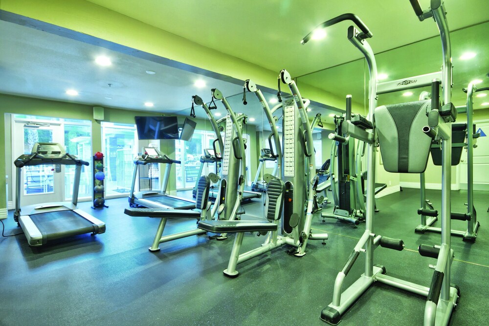 Fitness facility, Desert Rose Resort