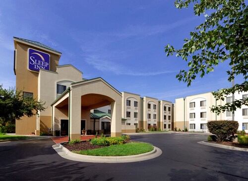 Sleep Inn Medical District and Wildlife Museum