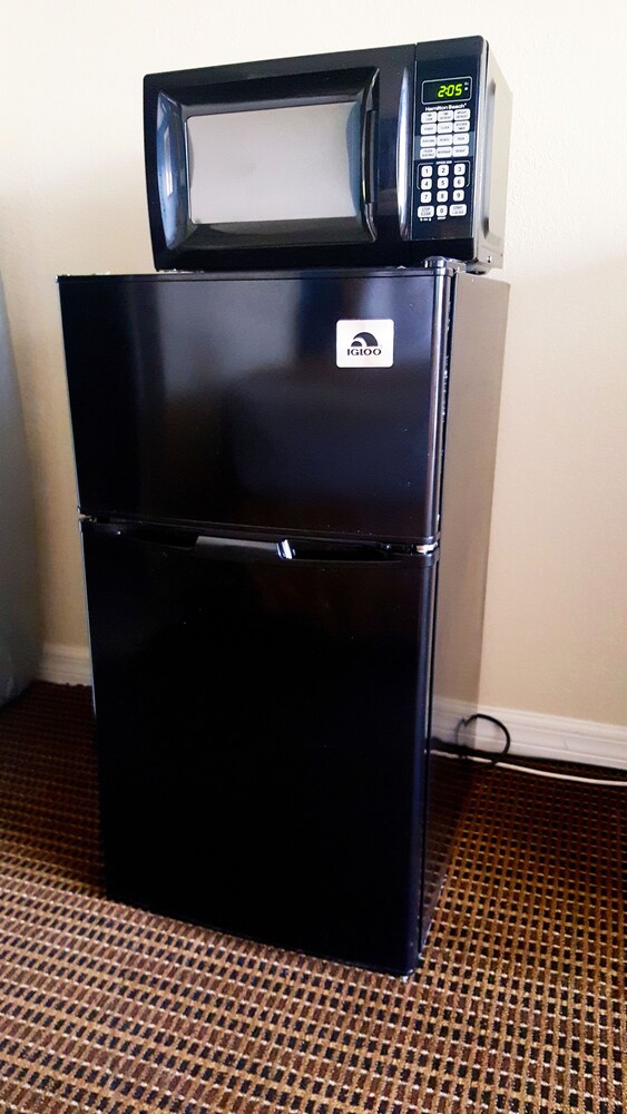Mini-Refrigerator