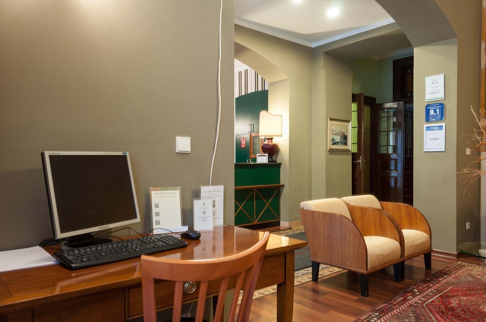 In-Room Business Center