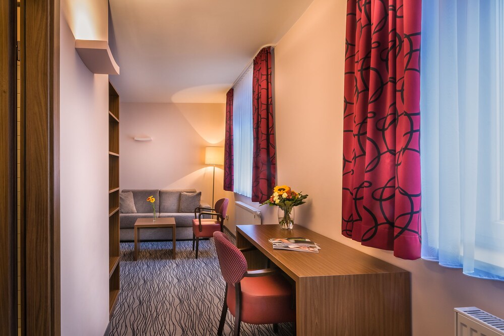 Businesscenter im Zimmer
