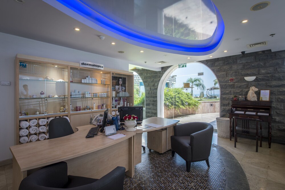 Spa Reception