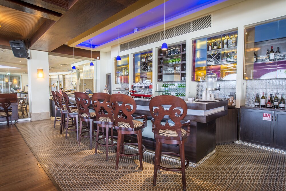 Hotel Lounge
