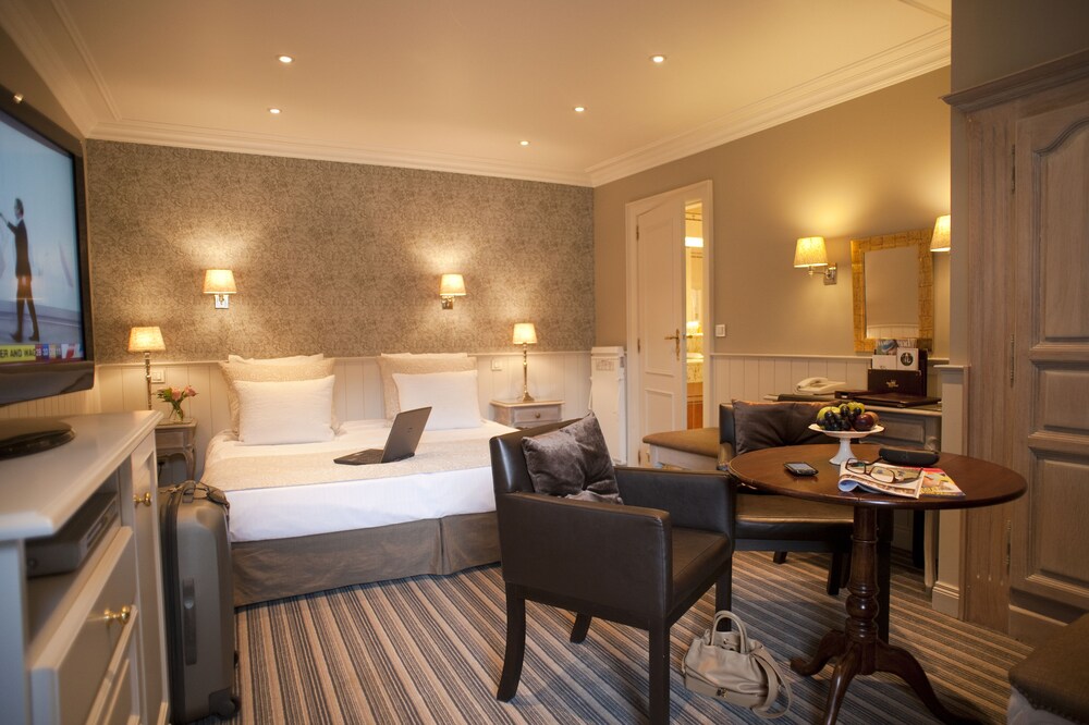 Guestroom