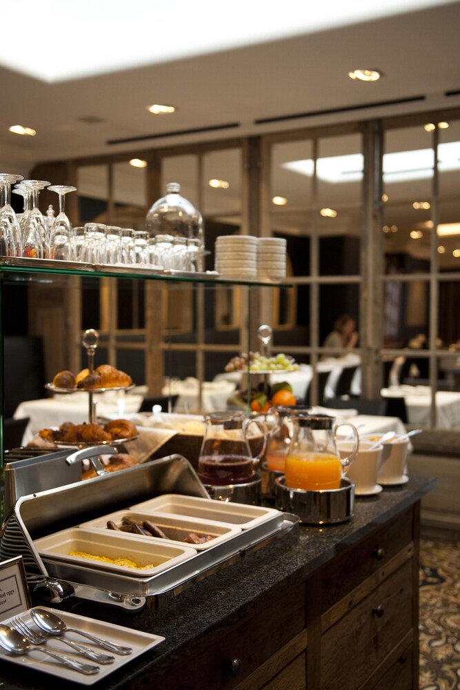 Salle de petit-déjeuner