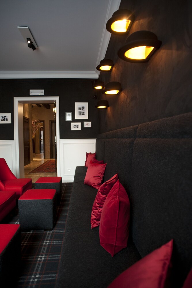 Hotel Bar