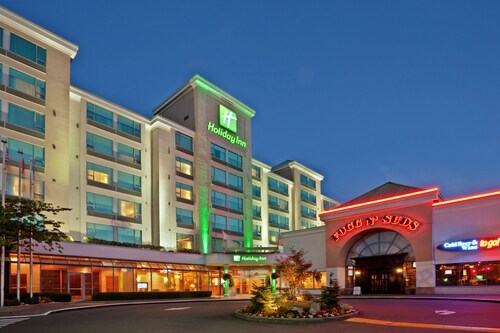 Holiday Inn Vancouver Airport, an IHG Hotel