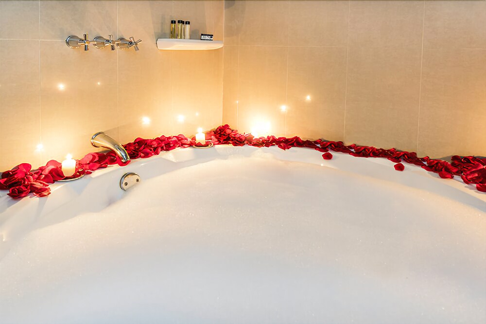 Jetted Tub