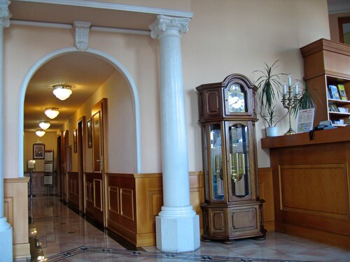 Opera Hotel