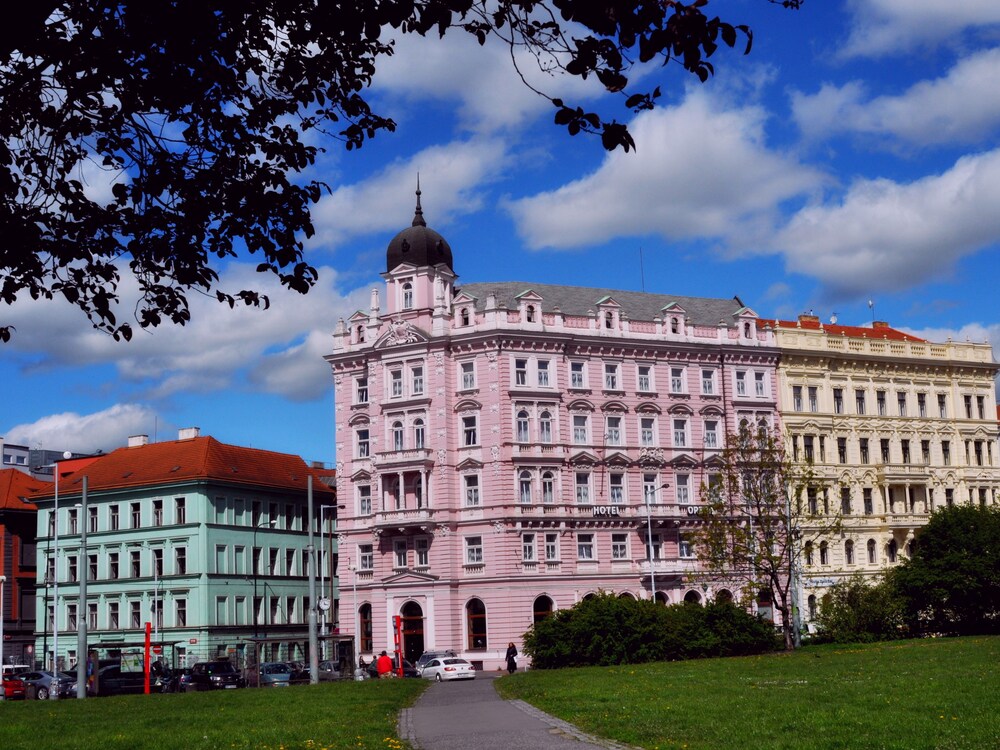 Hotel Front
