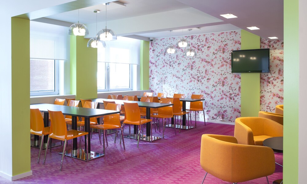 Hotel Bar