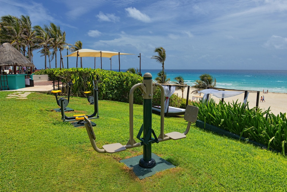 Gym, Grand Oasis Cancun All Inclusive