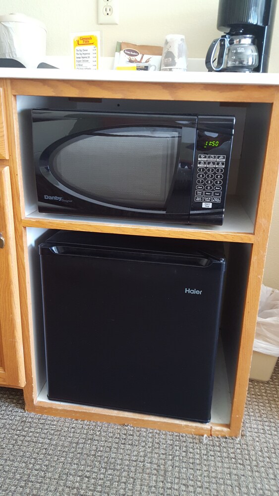 Mini-Refrigerator