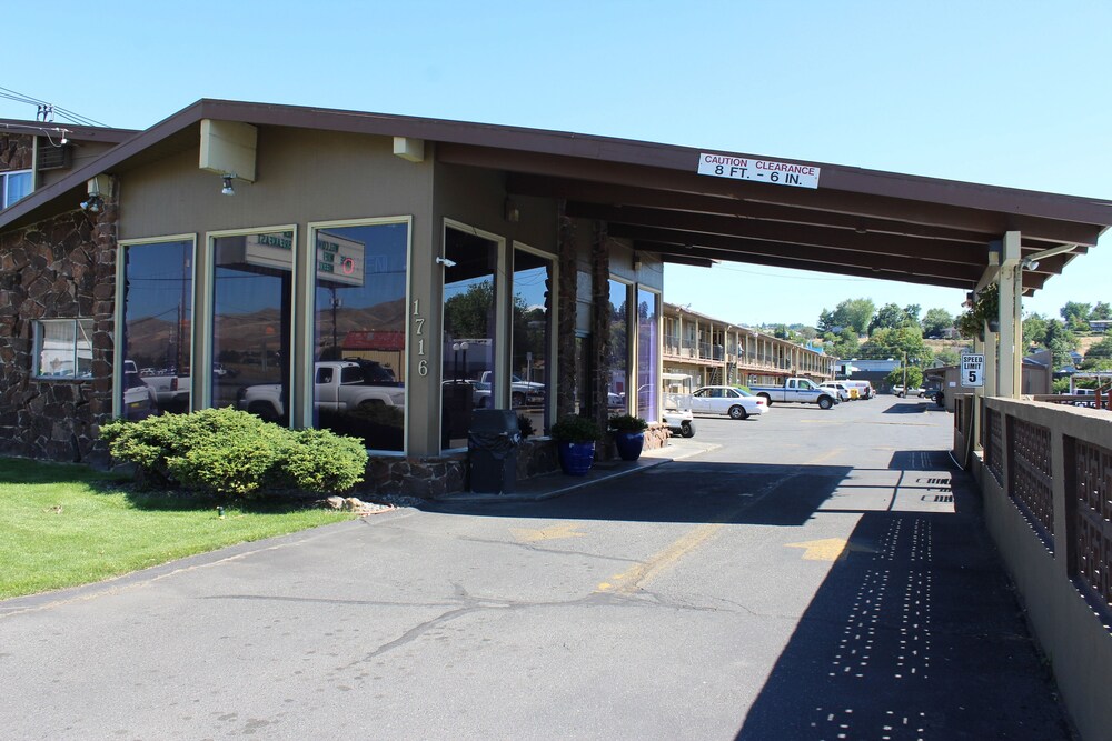 Hotel Entrance