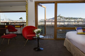 Guestroom View