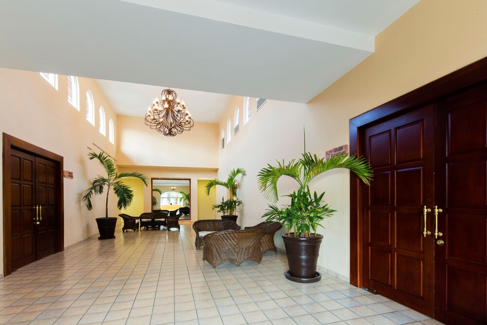 Hallway, Villa del Palmar Beach Resort Cabo San Lucas