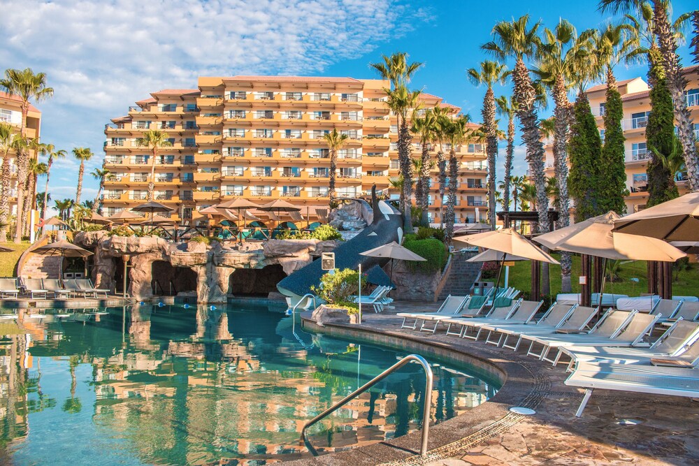 Outdoor pool, Villa del Palmar Beach Resort Cabo San Lucas