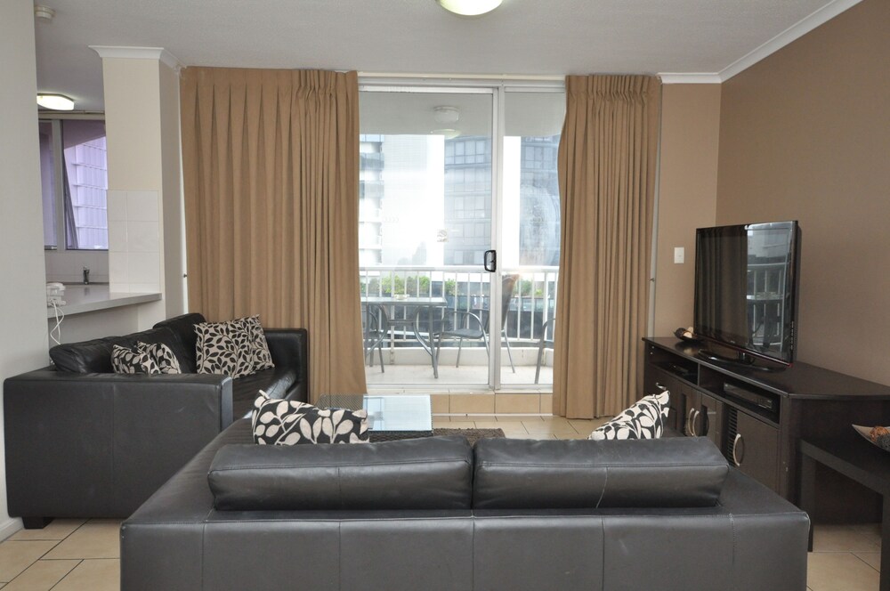One Bedroom - Budget - Living Area