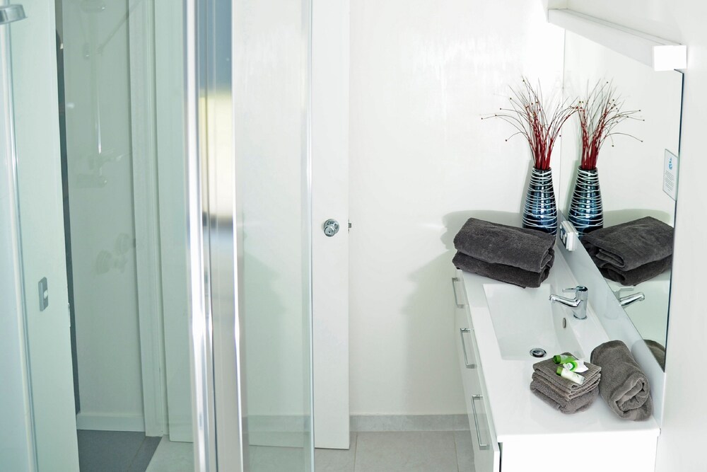 Studio Room - Bathroom