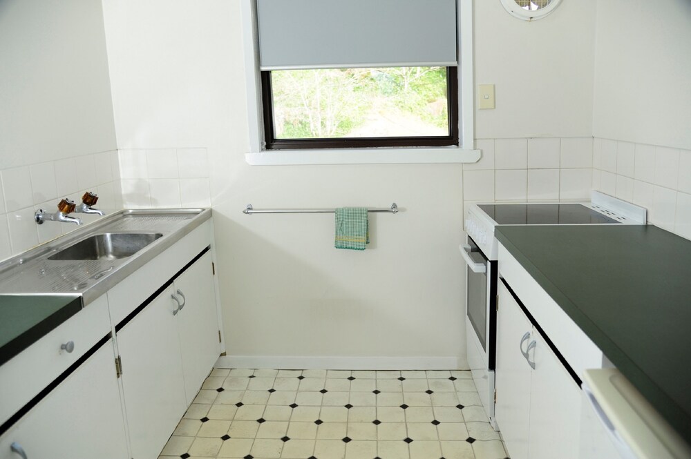 Standard Studio Queen Room - In-Room Kitchen
