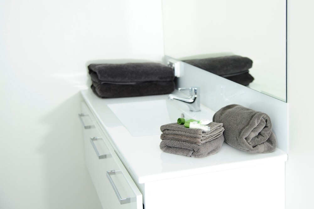 Deluxe Studio Room - Bathroom
