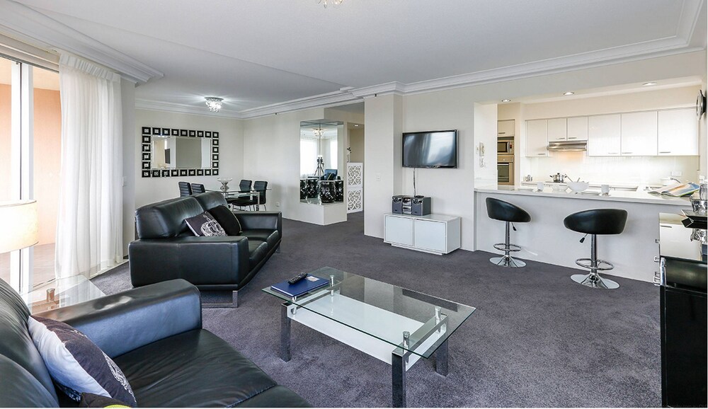 Premier Apartment, 1 Bedroom - Living Area