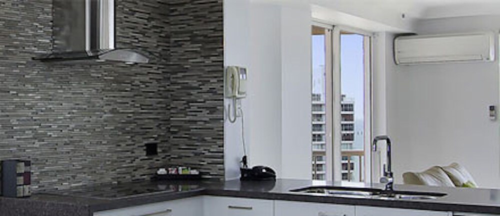 Deluxe Apartment, 3 Bedrooms - In-Room Kitchen