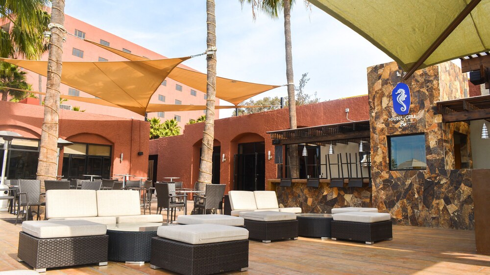 Hotel Bar