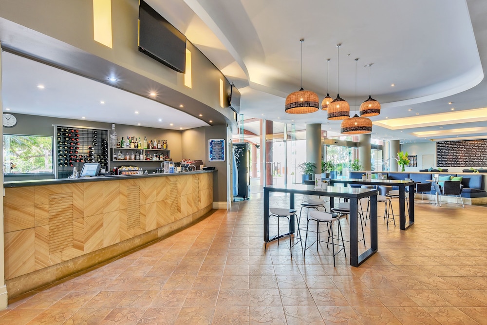 Hotel Bar