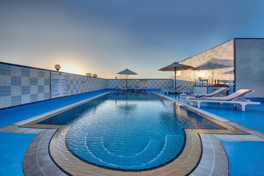 Rooftop Pool