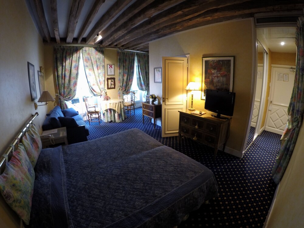 Guestroom