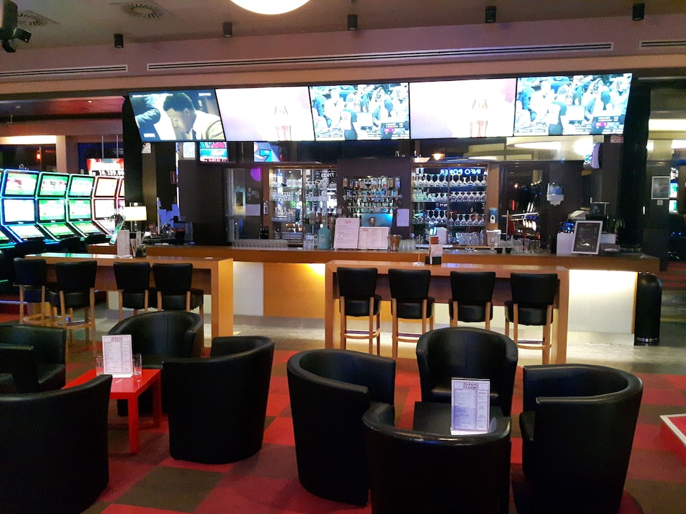 Sports Bar