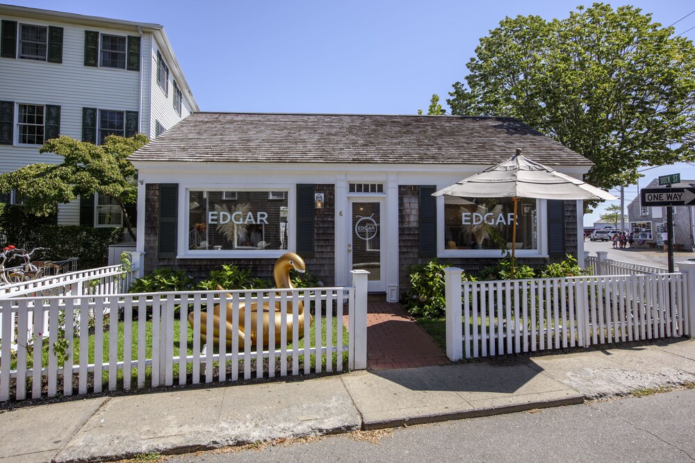 Gift Shop