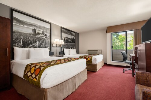 Super 8 by Wyndham Vernon BC