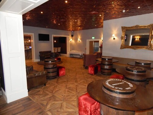 Hotel Lounge
