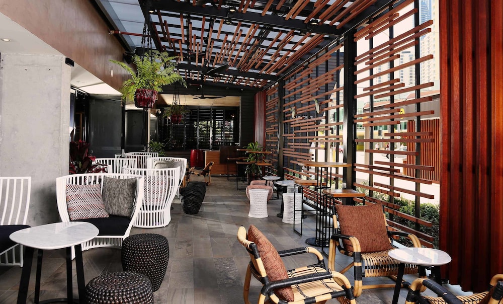 Hotel Bar