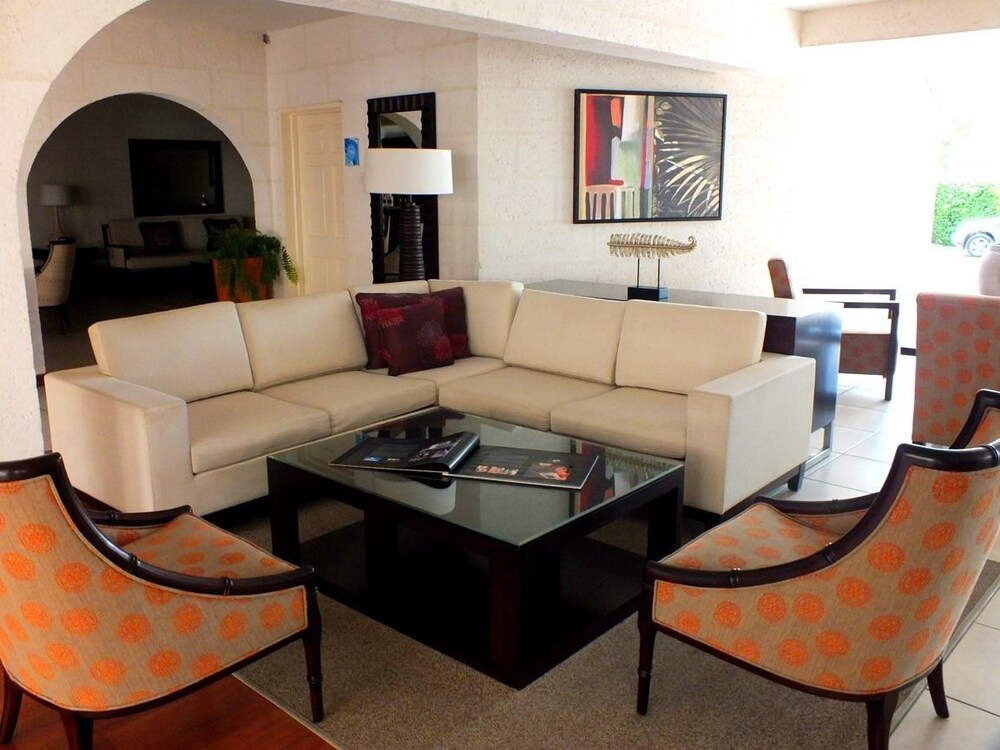 Hotel Lounge